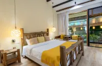 Zaishui Yifang Motel