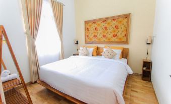 Villa D'Maguwo Suites