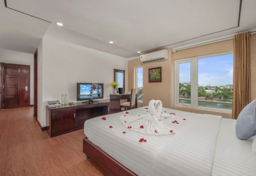 5. 비나 스파 호텔..