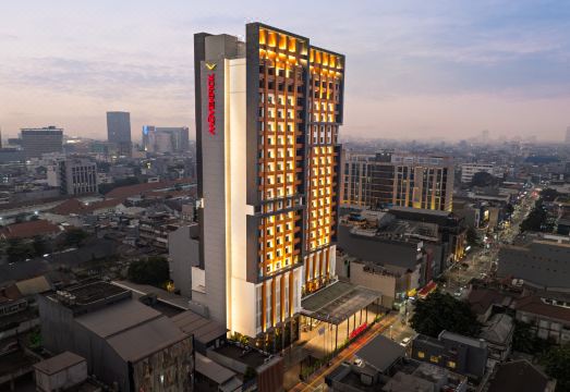 뫼븐픽 호텔 수영장