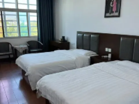 天一ホテル 汨羅のホテル