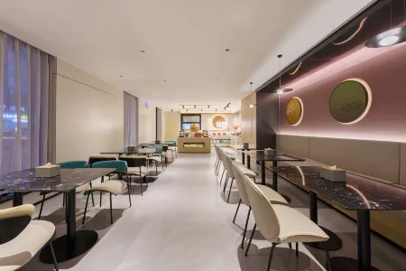 Hello Hotel (Shenyang Santaizi Subway Station Branch) Отели рядом с достопримечательностью «SAC (Shenyang Aircraft Corporation) Aviation Expo Park»