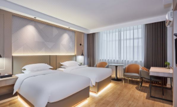 Borrman Hotel (Yongkang West Passenger Terminal Baolong Square)