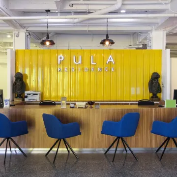 Pula Silom Отели рядом с достопримечательностью «Станция MRT Силом»