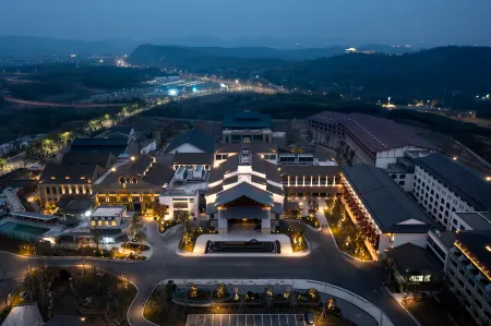 YAOCHANG HOTEL Отели в г. Исин