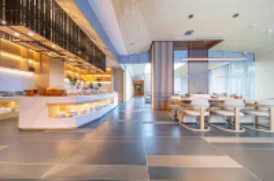 Jianguo HIDDEN Hotel (Hotan Night Market Tuanjie Square)