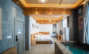 Manyue Courtyard Homestay