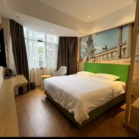 Luqi Apartment