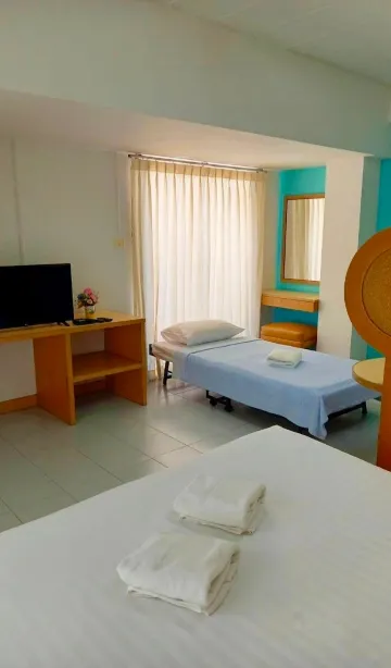 สตูดิโอที่มีระเบียง