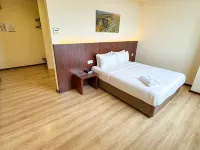 Emart Hotel (Riam) - balcony