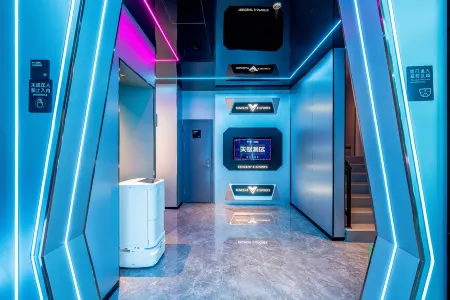 Esports Hotel | Tencent Esports Collaboration (Shanghai Huinan Subway Station Store) Отели рядом с достопримечательностью «Shanghai Industry and Commerce Foreign Language College South Campus»