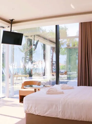 รูปภาพของMirror Mirror Hotel Cafe & Restaurant