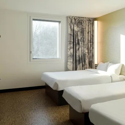 B&B Hotel Paris Meudon Vélizy Hotels near Bouygues Telecom