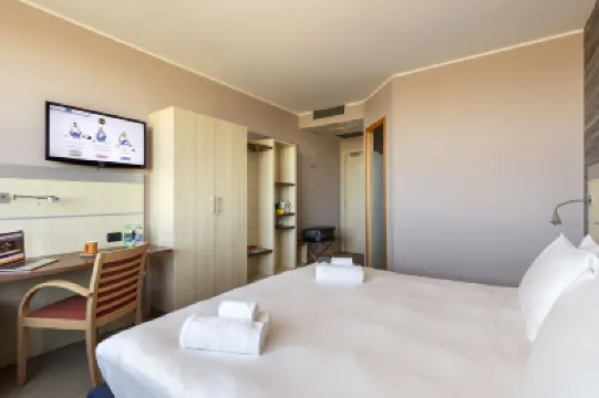 B&B HOTEL Cherasco Langhe Hotel di 