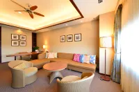 Spa Resort Hawaiians Monolith Tower