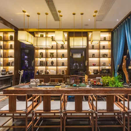 Floral Hotel·Huangshan shi’shangyisu hotel (Hongcun scenic area)