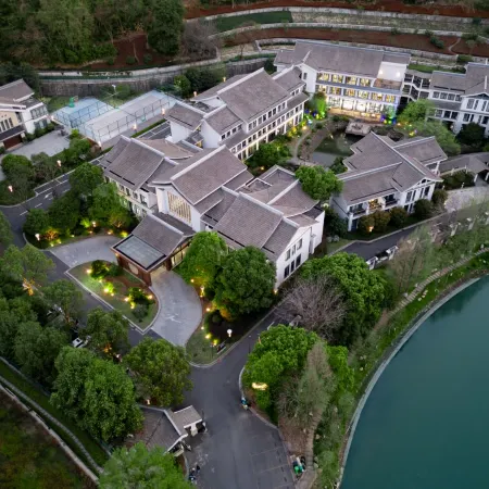 Lilac Garden Hotel (Kuaiji Mountain Tourist Resort, Shaoxing)