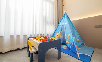 Beijing Yanxi Yuejing Hotel (Yanqi Lake Scenic Area Huairou North Station)