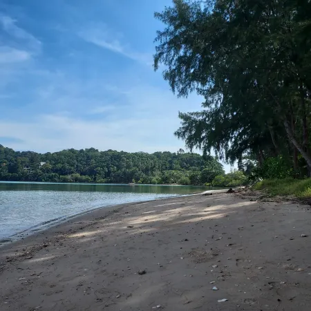 Cliff Cottage resort Отели рядом с достопримечательностью «Бан Банг Бао»