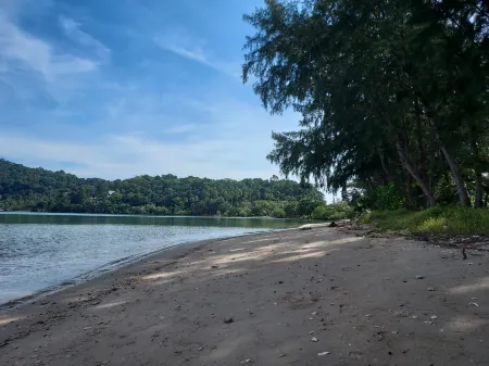 Cliff Cottage resort Отели в г. Ко Чанг