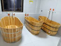 zhenshang hotel - parking