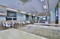 Hotel Noah - 朝食