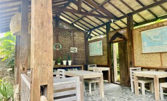 Raja's Bungalow