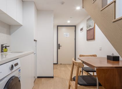 플러스 하우스 와이탄