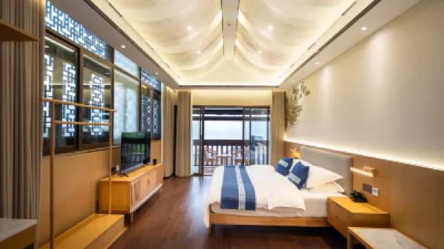 Songgai Ancient Town Qinjia Quadrangle Inn Homestay Hotels near Zhuyangxi Railway Station