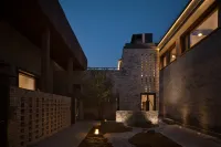 Baili Design Guesthouse (Datong Ancient City Huayan Temple)