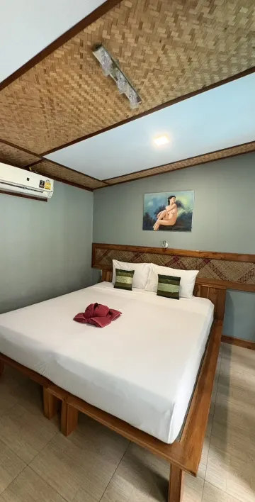 ห้องติดสระน้ำ