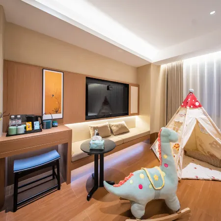 Floral Hotel·Tianqingshe (Quanzhou ancient city Guanyue temple store) Отели рядом с достопримечательностью «Мечеть Qingjing»