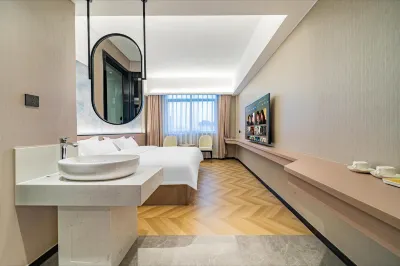 The Spoeley Hotel Hotels near Puning Zhanlong Center Shopping Center