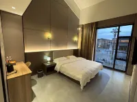Saiguanfang Homestay (Sailimu Lake Scenic Area East Gate)