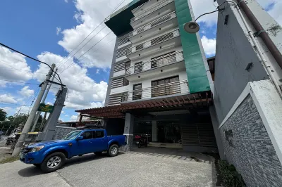 Yellowbell Hotel Hotels near Batangas Port