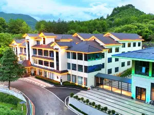 Jiulongshan Resort Hotel