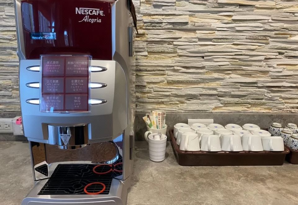 아이메이 진청 호텔 주변 구시가지 거리 모습