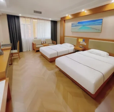 AST Hotel Отели в г. Кайюань