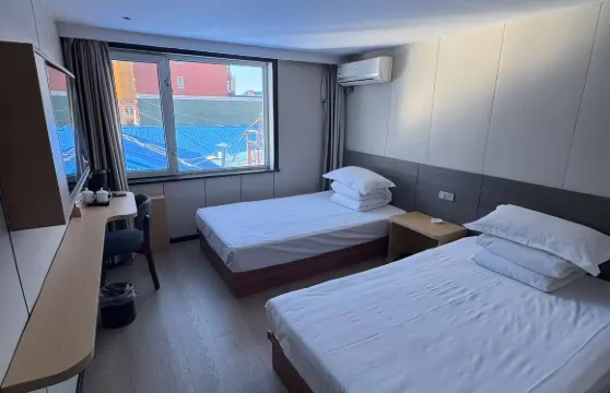 鄂倫春自治旗恆泰快捷賓館