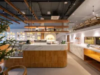 The Moment Hotel berhampiran Jeti Thewej