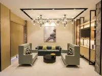 City Comfort Inn Hotel (Huanggang Institute of Science and Technology)