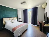LOHAS AIRPORT HOTEL