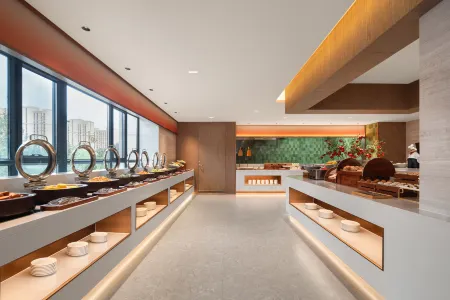 Turpan MADISON Hotel Отели рядом с достопримечательностью «Grape Valley»