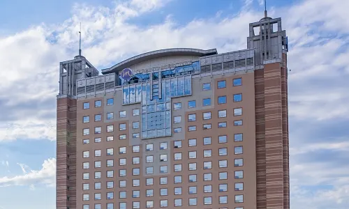 Grand Mercure Urumqi Hualing Accor (CCMALL Times Square in Hongshan Park)