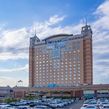 Grand Mercure Urumqi Hualing Accor (CCMALL Times Square in Hongshan Park)