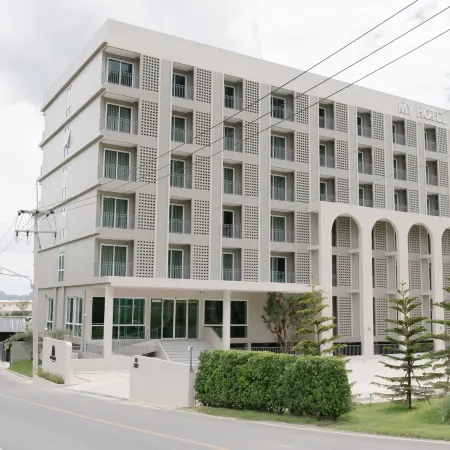 M Hotel Kanchanaburi Отели рядом с достопримечательностью «Ресторан Keeree Tara»