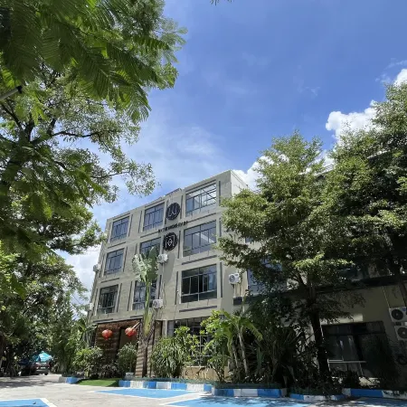 Shanjian Hotel (Sanya Phoenix Airport Branch) Отели рядом с Аэропорт Феникс