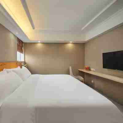 維也納3好酒店（陽春汽車站店） Rooms