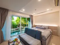 The Terraza Condotel 사무이섬 주변 호텔