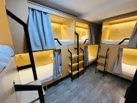 Shanghai Koala International Youth Hostel (Zhongshan park Wuning Road Subway Station)